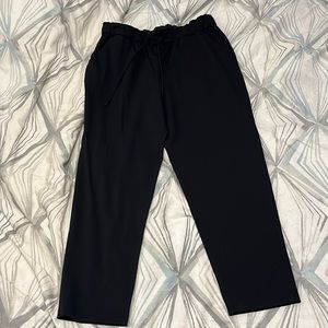 Never worn black Lululemon joggers size 12, fit like a large!